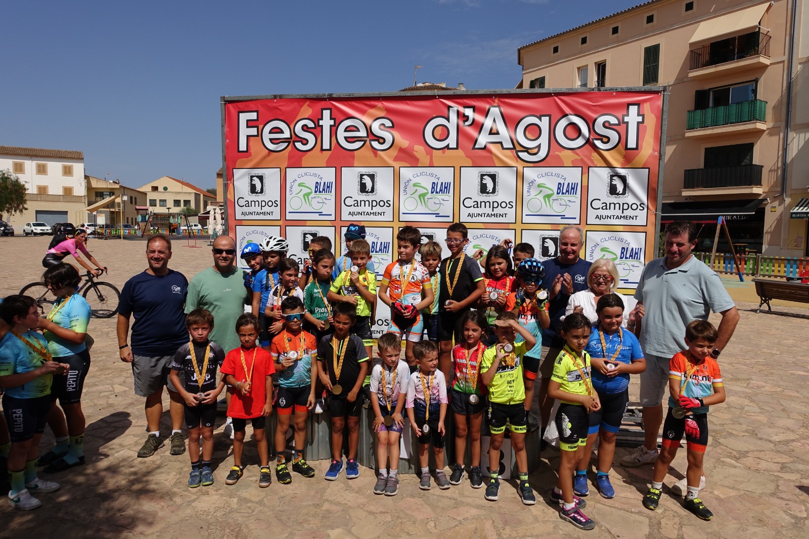 LUCÍA GÓMEZ Y JOAN GAMUNDÍ VENCEN EL TROFEU FESTES D'AGOST DE CAMPOS