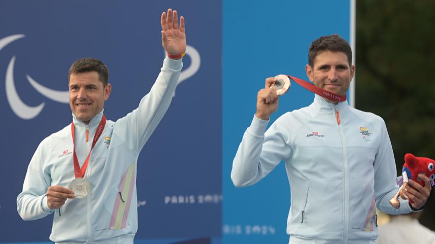 Eduardo-Santas-y-Damian-Ramos-dan-otras-dos-medallas-en-Paris-a-la-Seleccion-Espanola-