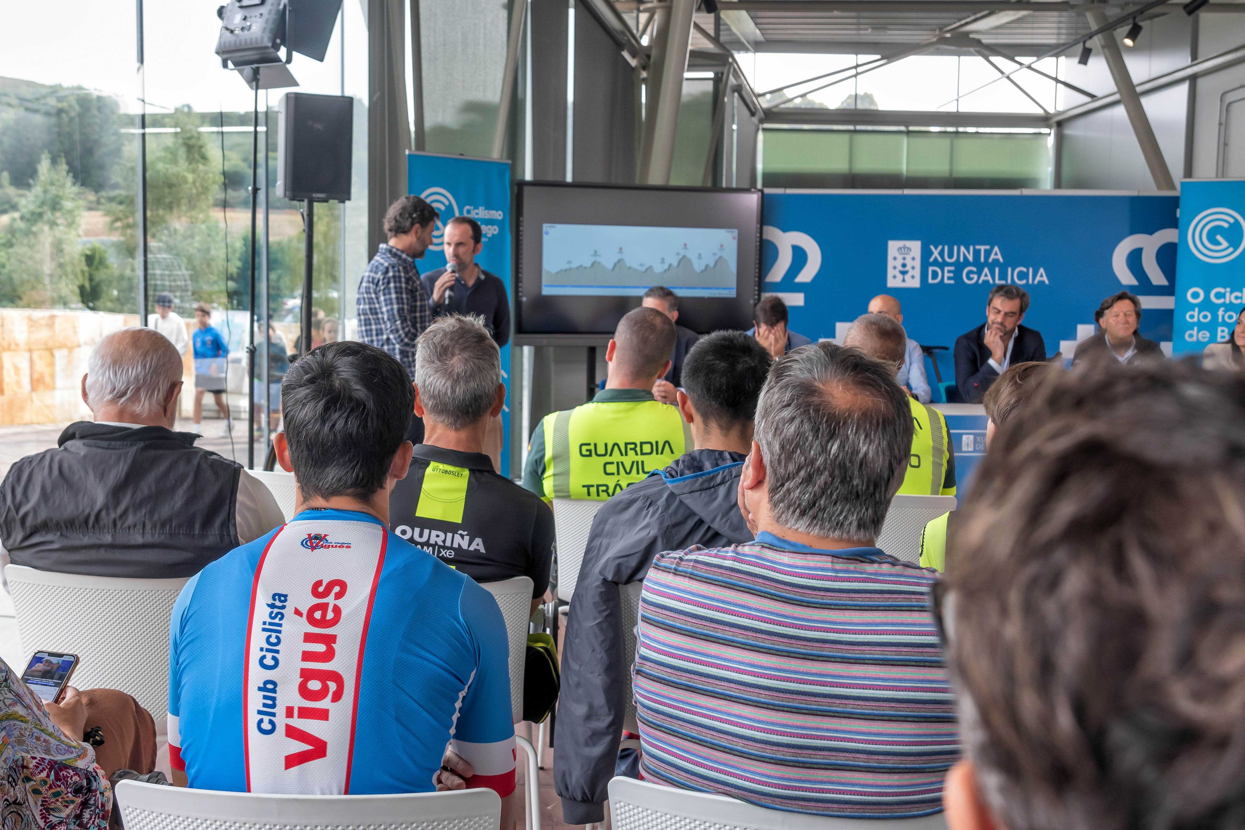 A Volta a Galicia garante emoción na edición dedicada a Álex Marque