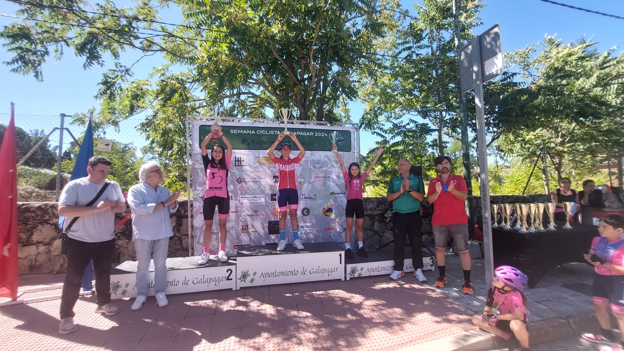 Bonita batalla  en el Trofeo Pepe Gómez y II GP Sergio Martín en Galapagar