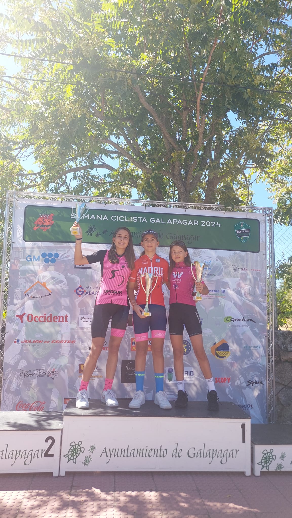 Bonita batalla  en el Trofeo Pepe Gómez y II GP Sergio Martín en Galapagar