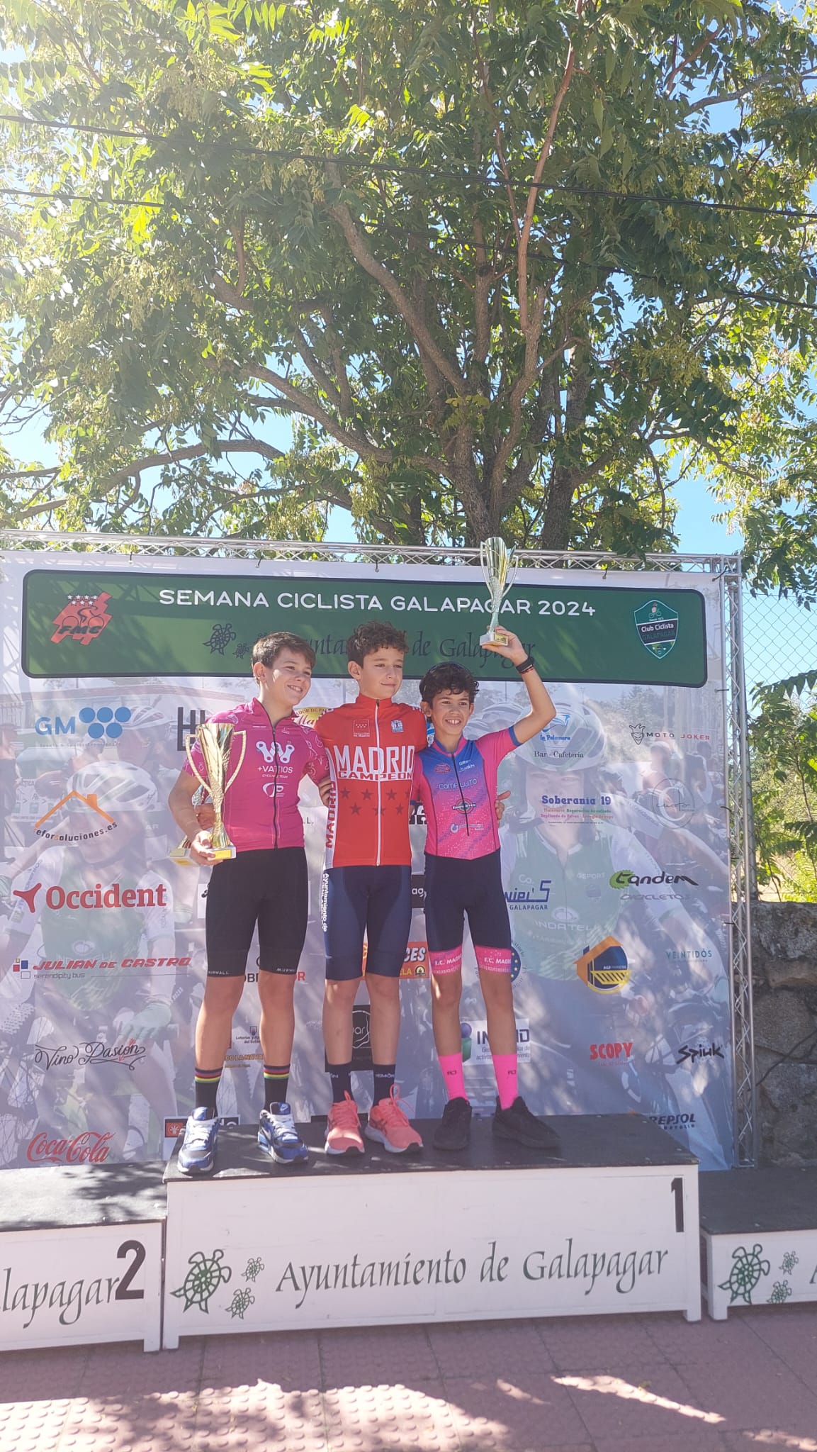 Bonita batalla  en el Trofeo Pepe Gómez y II GP Sergio Martín en Galapagar