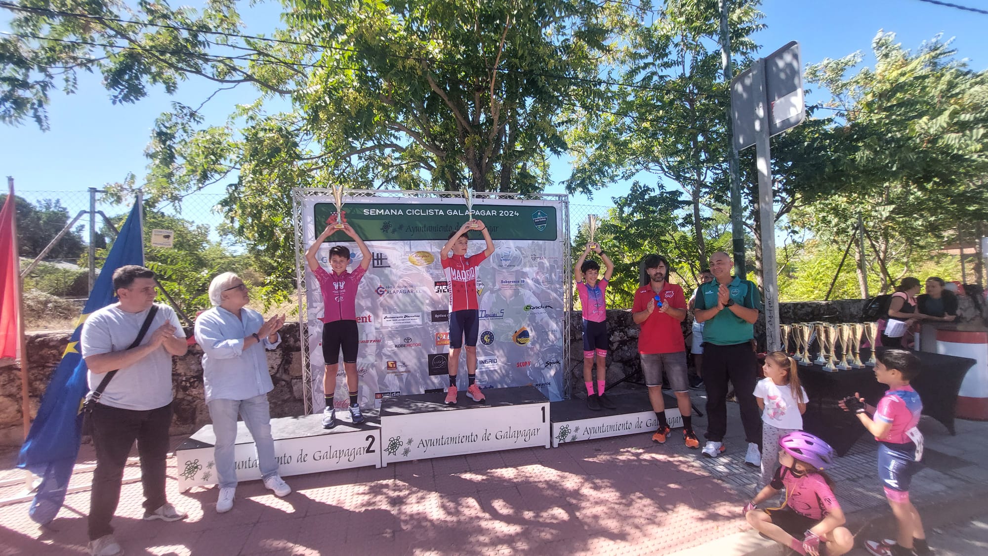 Bonita batalla  en el Trofeo Pepe Gómez y II GP Sergio Martín en Galapagar