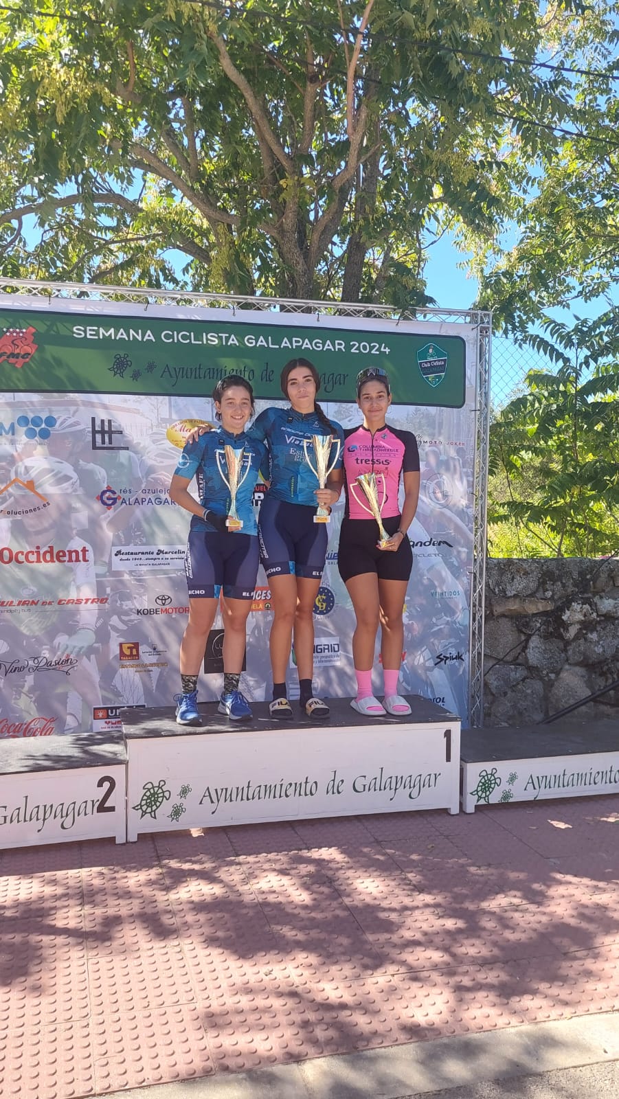 Bonita batalla  en el Trofeo Pepe Gómez y II GP Sergio Martín en Galapagar