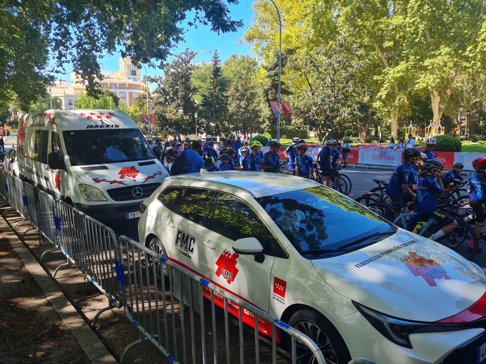 Las Escuelas Madrileñas partícipes en el último día de la Vuelta Ciclista a España 2024