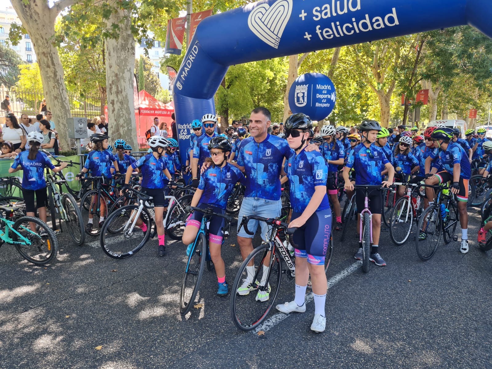 Las Escuelas Madrileñas partícipes en el último día de la Vuelta Ciclista a España 2024