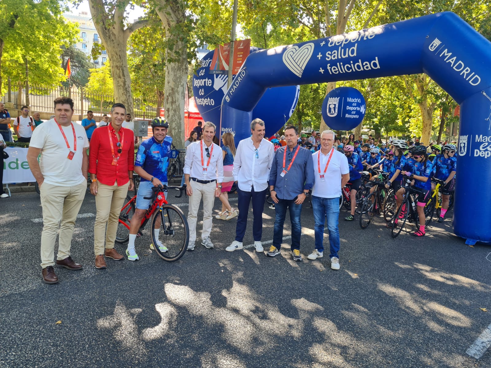 Las Escuelas Madrileñas partícipes en el último día de la Vuelta Ciclista a España 2024