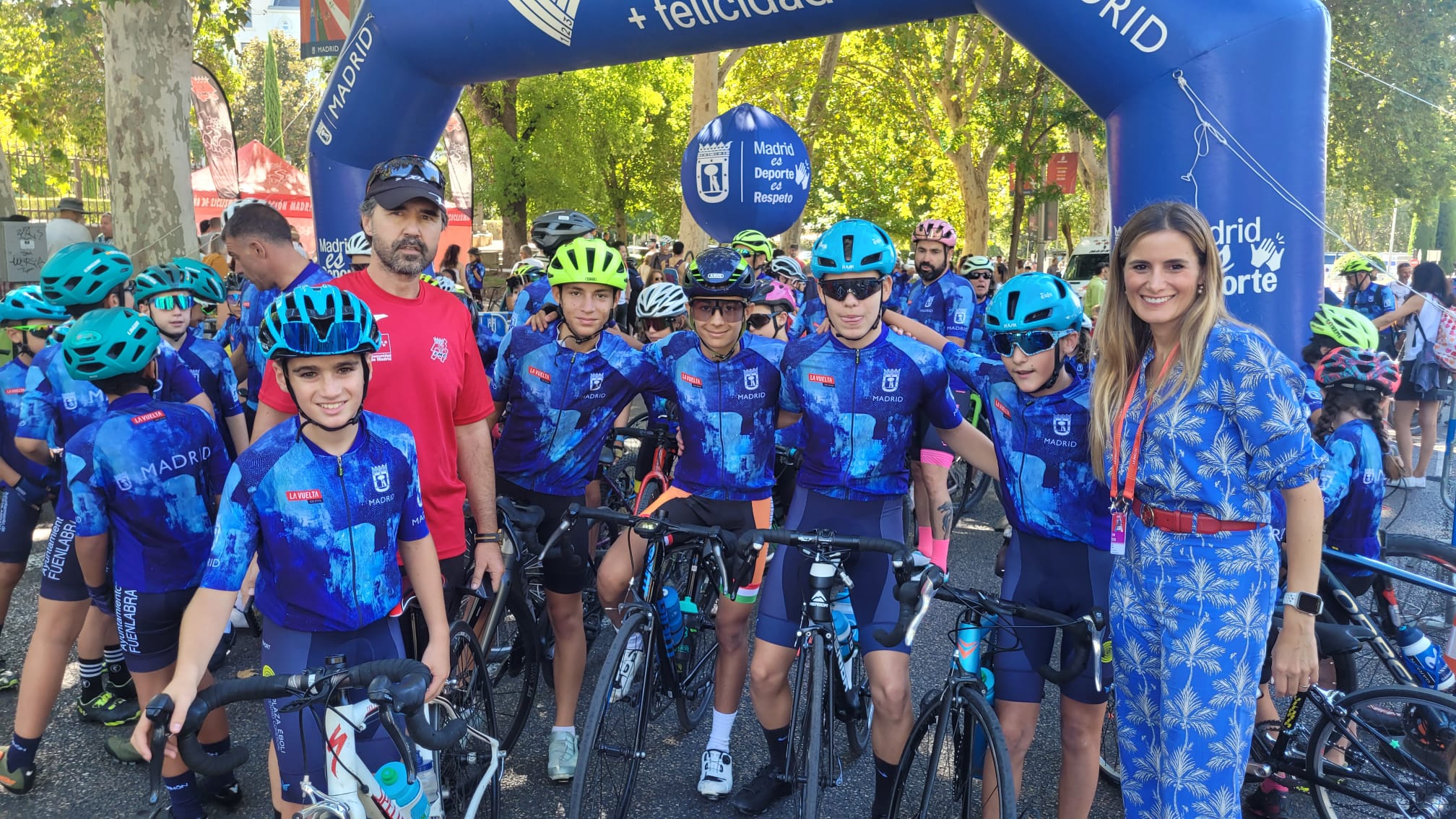 Las Escuelas Madrileñas partícipes en el último día de la Vuelta Ciclista a España 2024