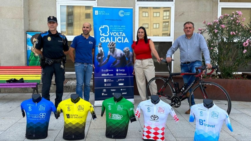 Presentada-en-Xinzo-a-penultima-etapa-da-Volta-Galicia-2024