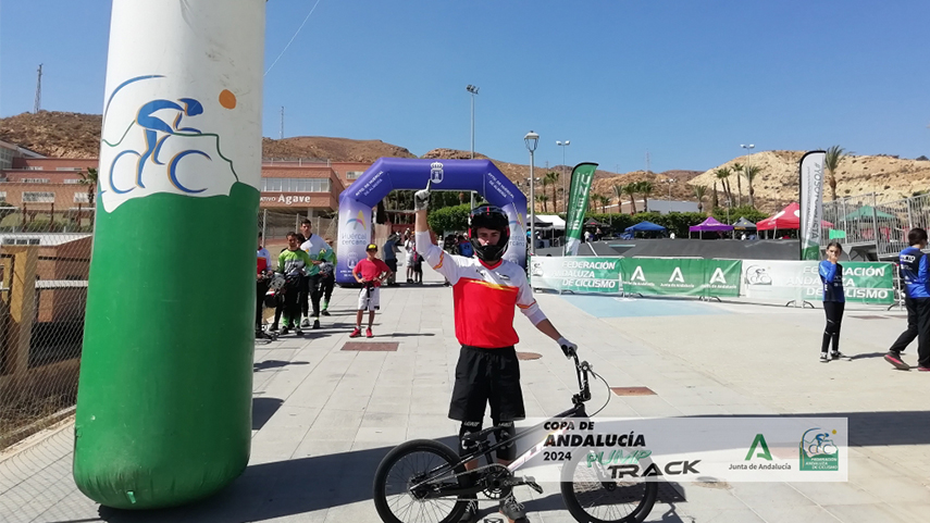 Huercal-de-Almeria-anade-emocion-a-la-Copa-de-Andalucia-de-Pump-Track