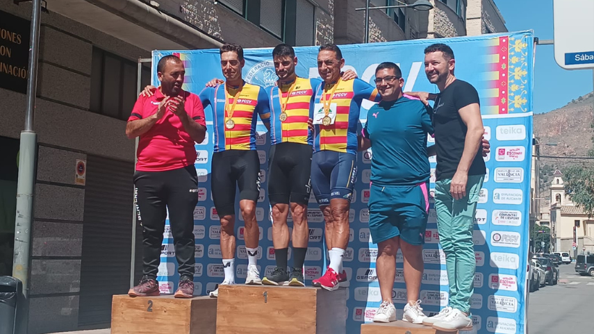 Ya-conocemos-a-los-nuevos-Campeones-Autonomicos-de-ruta-de-las-categorias-master-masculino