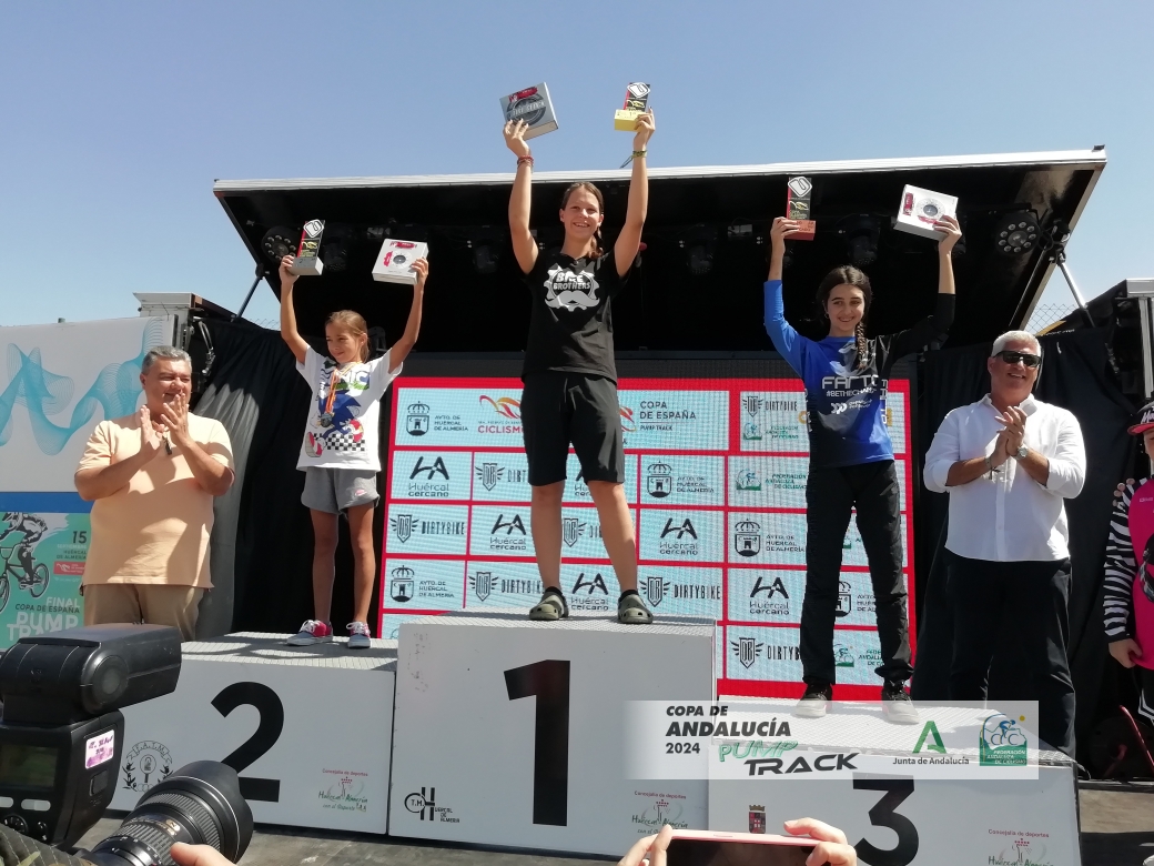 Alba Fernández e Sergio Veiga despiden a Copa de España de Pump Track como líderes intratables