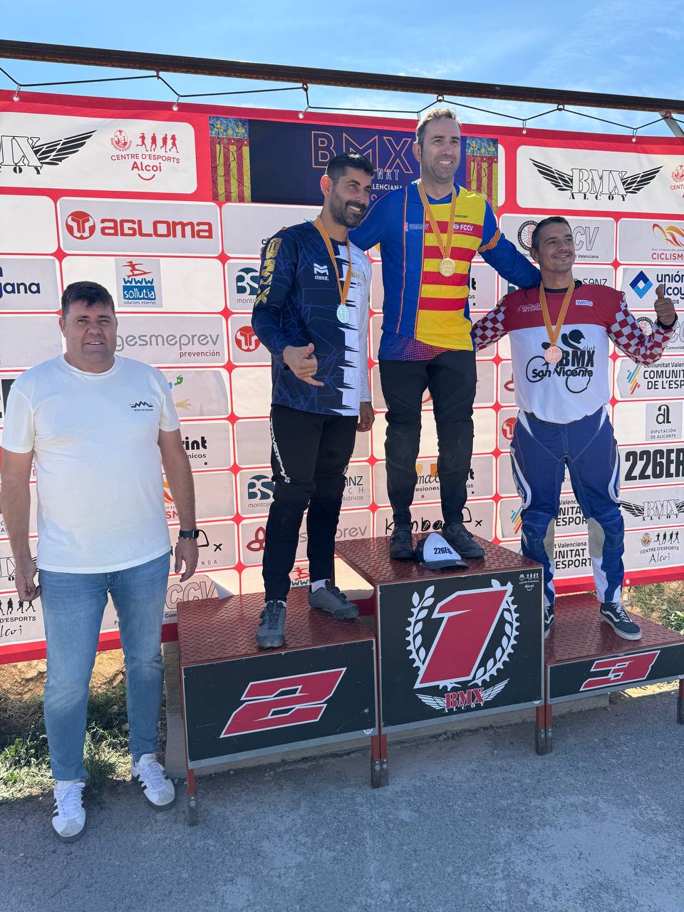 La localidad de Alcoy galardona a los nuevos Campeones Autonómicos de BMX