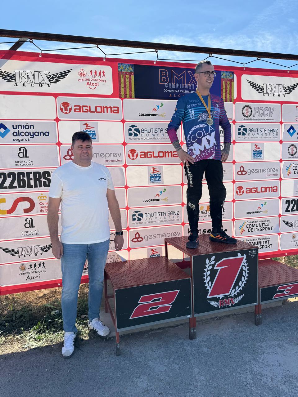 La localidad de Alcoy galardona a los nuevos Campeones Autonómicos de BMX