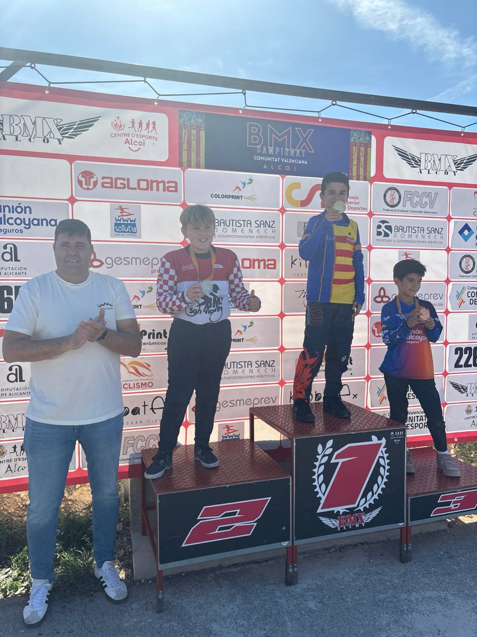 La localidad de Alcoy galardona a los nuevos Campeones Autonómicos de BMX