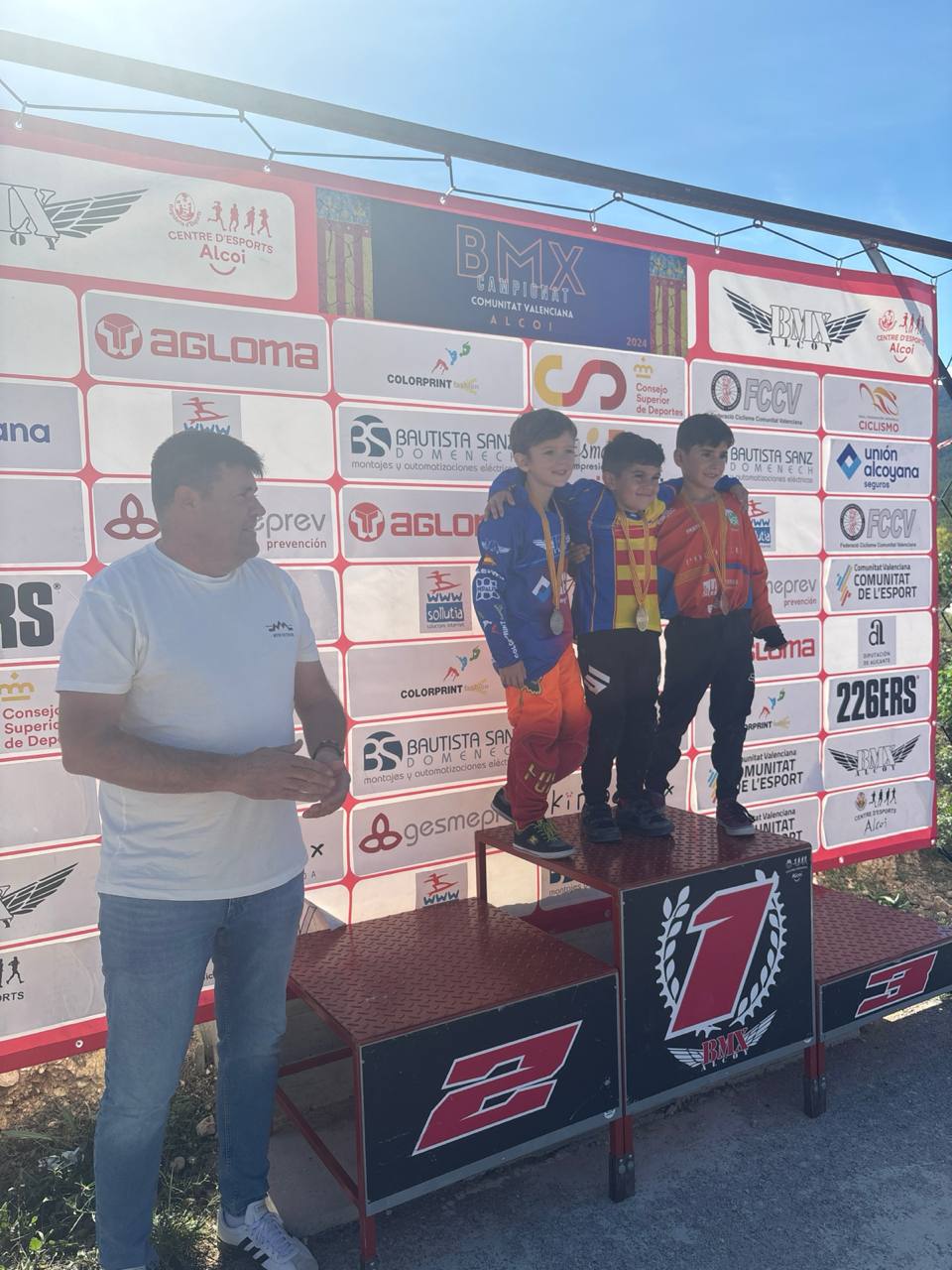 La localidad de Alcoy galardona a los nuevos Campeones Autonómicos de BMX