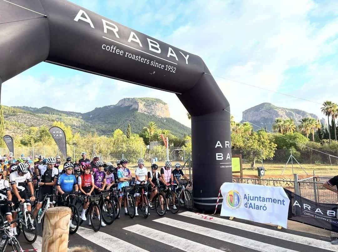 ÉXITO EN EL REGRESO DE LA TROBADA DE FÈMINES-VOLTA CICLOTURISTA ALARÓ