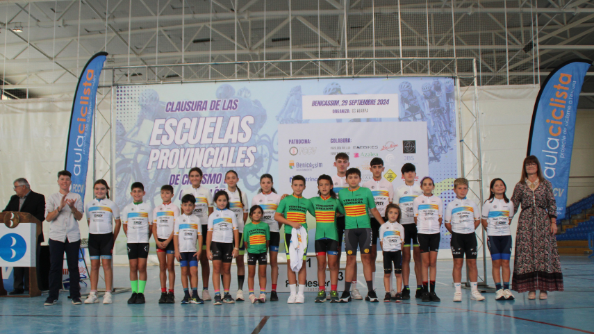 Benicassim-albergo-la-clausura-de-las-escuelas-de-la-provincia-de-Castellon