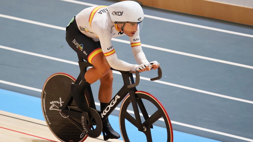 7-plaza-para-un-combativo-Sebastian-Mora-en-el-omnium-del-Mundial-de-Pista