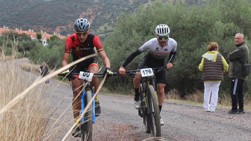 Pena-Vela-vence-en-Zufre-en-una-espectacular-matinal-de-puro-BTT