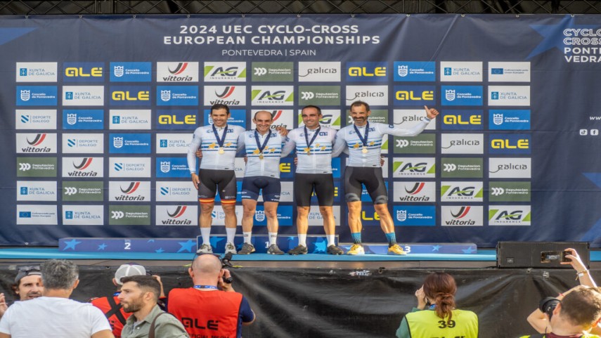 Isaac-Suarez-se-proclama-Campeon-de-Europa-de-Ciclocross-Master-45-49-en-Pontevedra