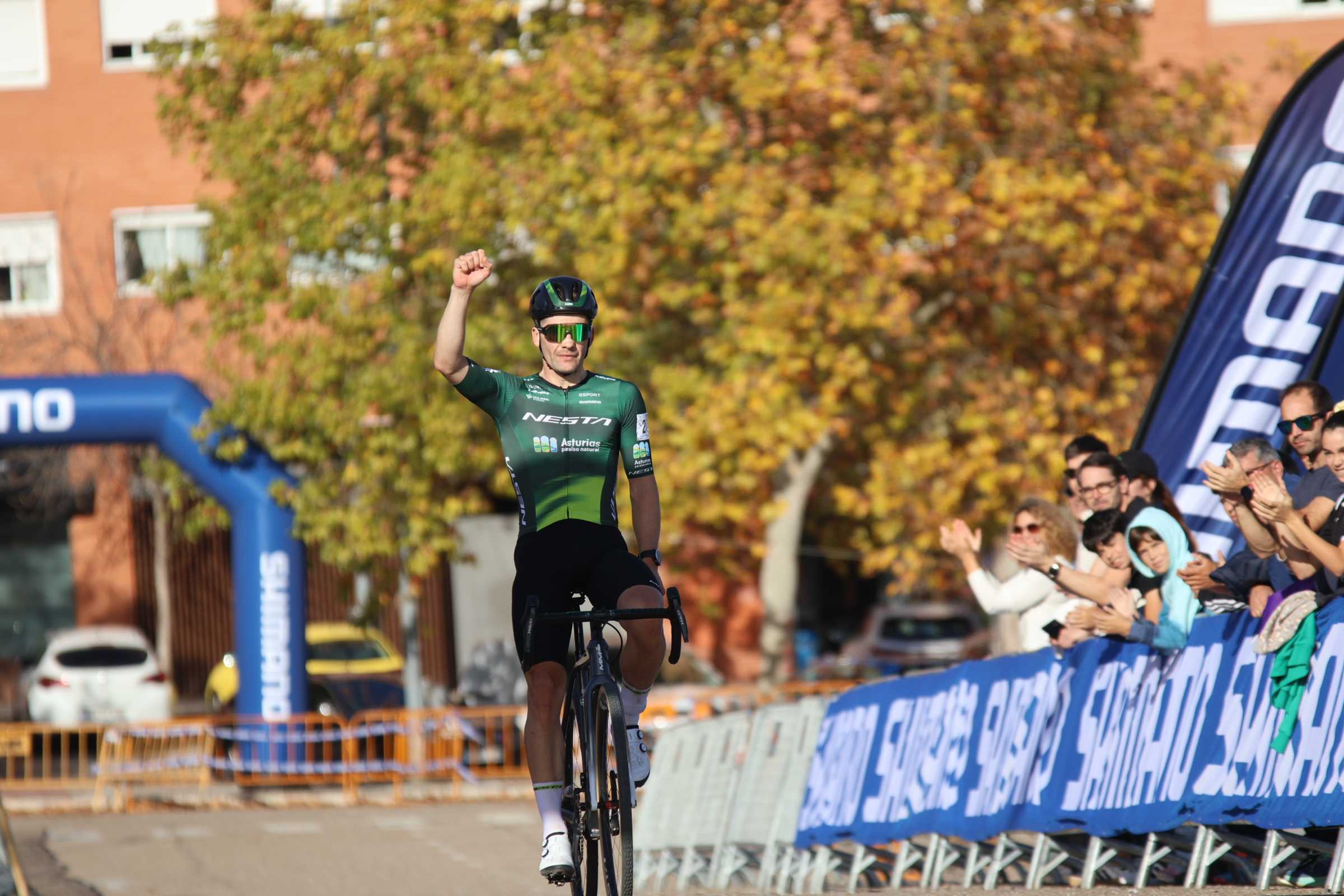 Kevin Suárez sentencia la Copa de España de Ciclocross tras su victoria en Alcobendas