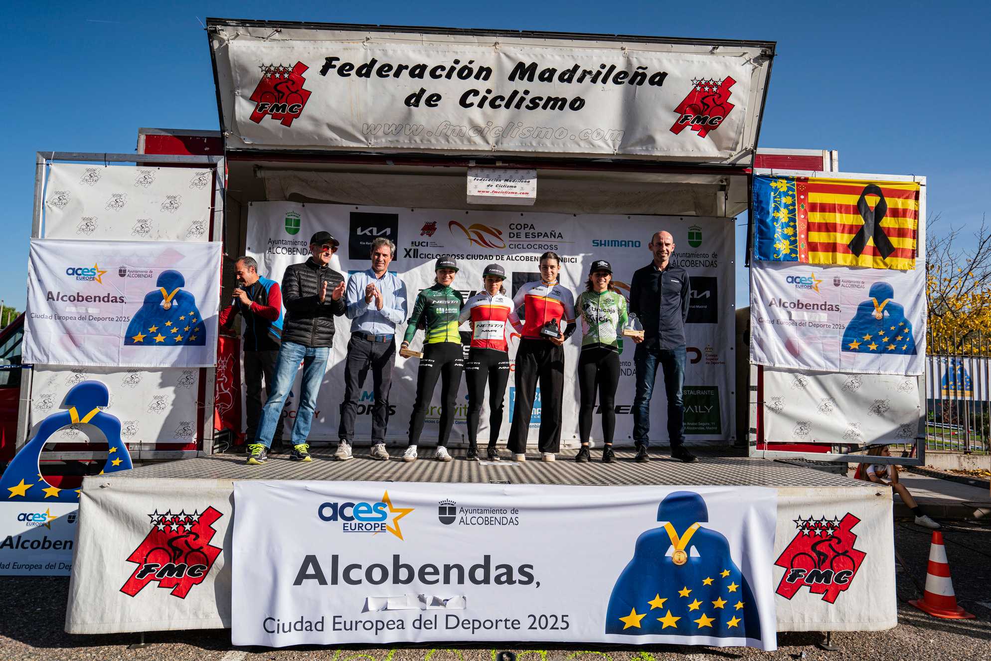 KEVIN SUÁREZ Y LUCÍA GONZÁLEZ SE IMPONEN EN UN REÑIDO CICLOCROSS DE ALCOBENDAS