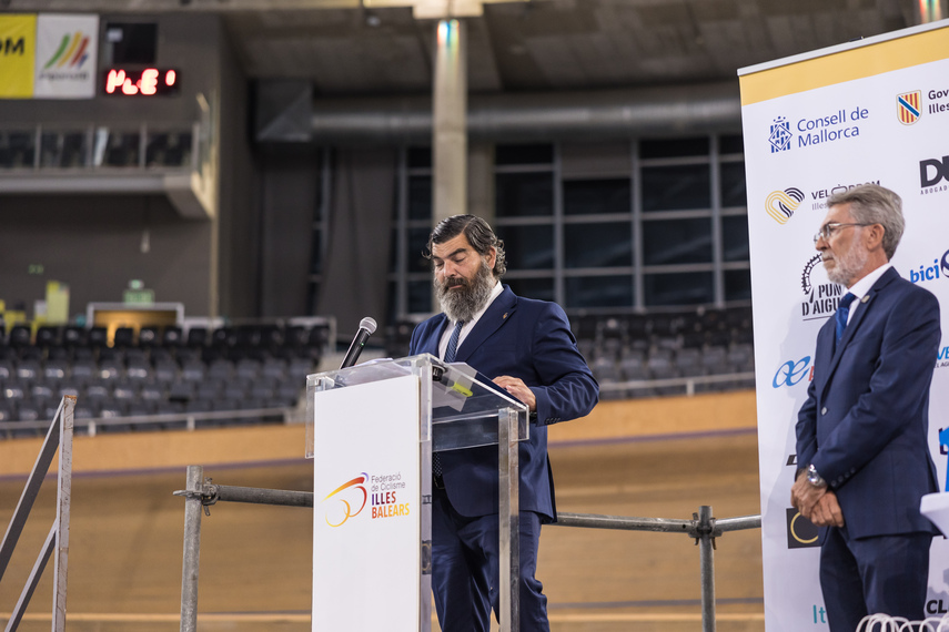 HOMENAJE A NUESTROS CAMPEONES Y CAMPEONAS EN LA GALA DEL CICLISMO BALEAR