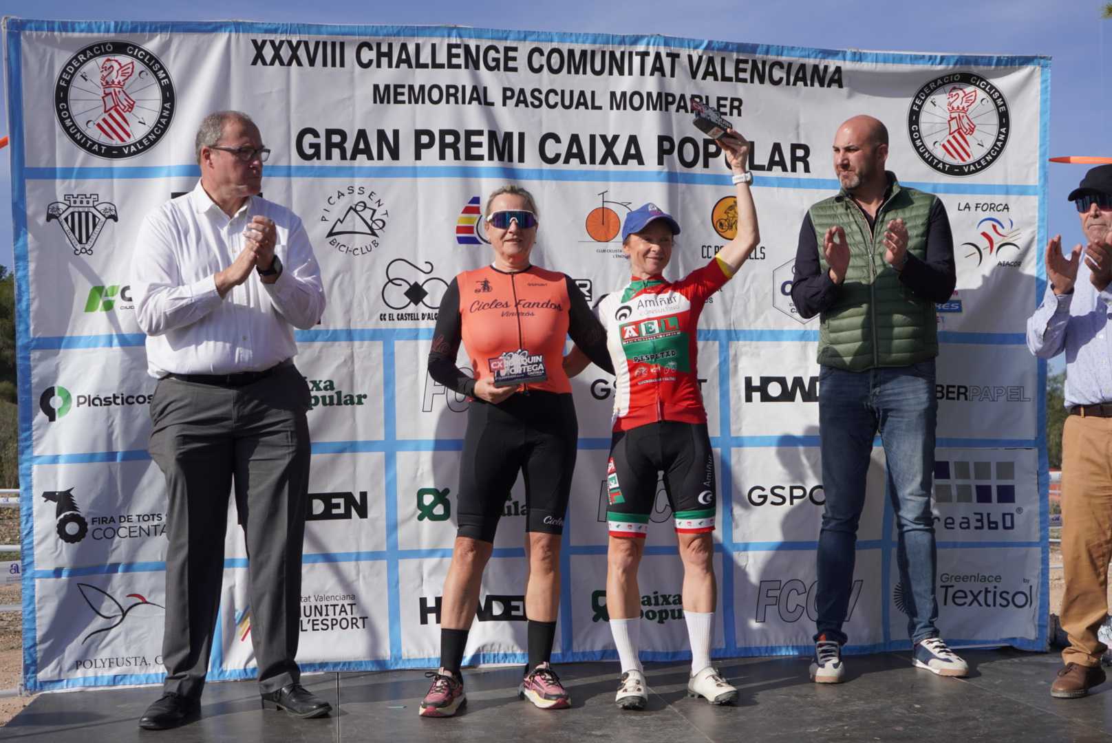 Javier Zaera y Sara Bonillo consiguen la victoria en el Trofeo Joaquín Ortega de Castalla