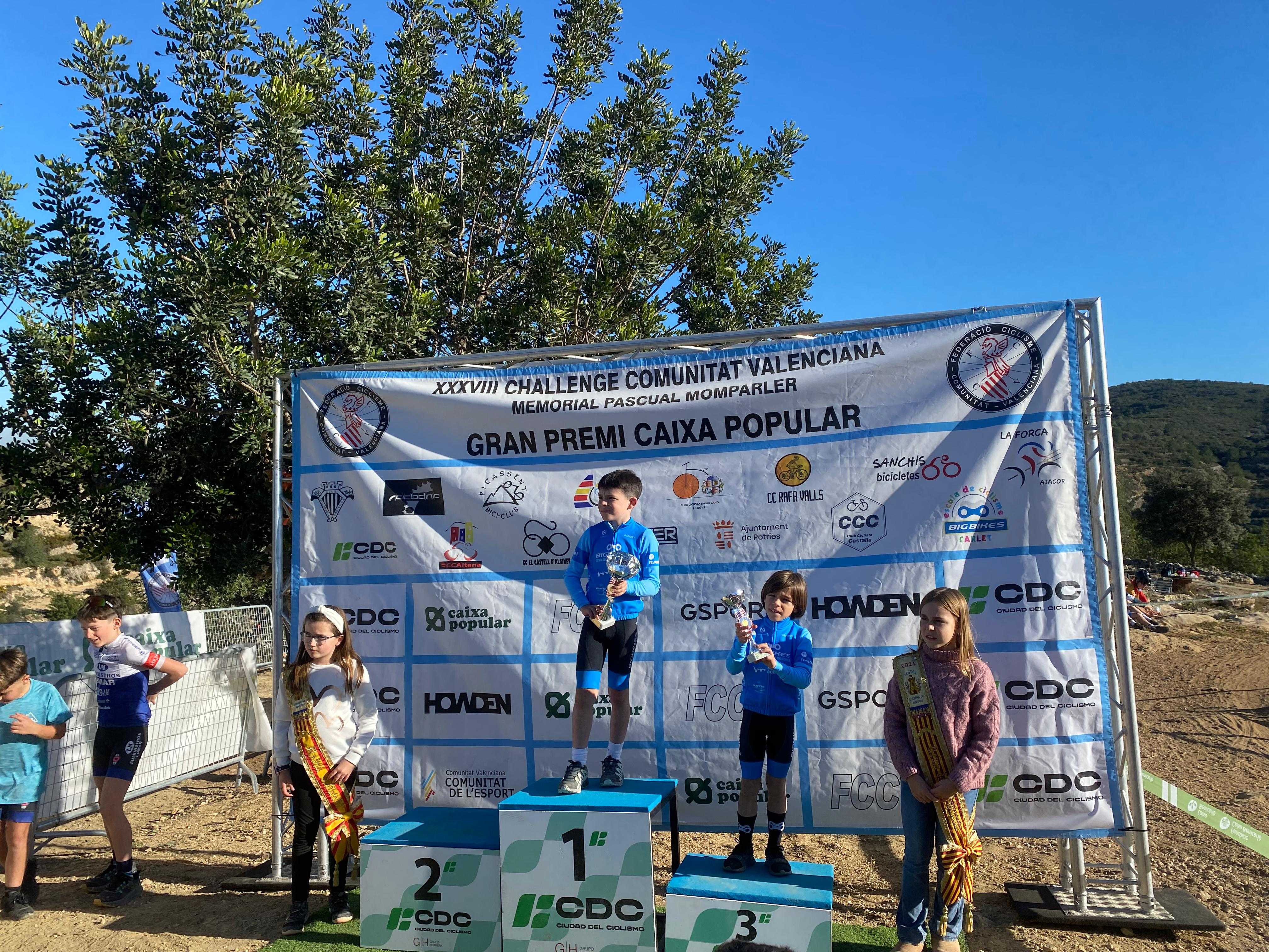 Susana Pérez y Javier Zaera vencen en el II Ciclocross Ciudad del Ciclismo