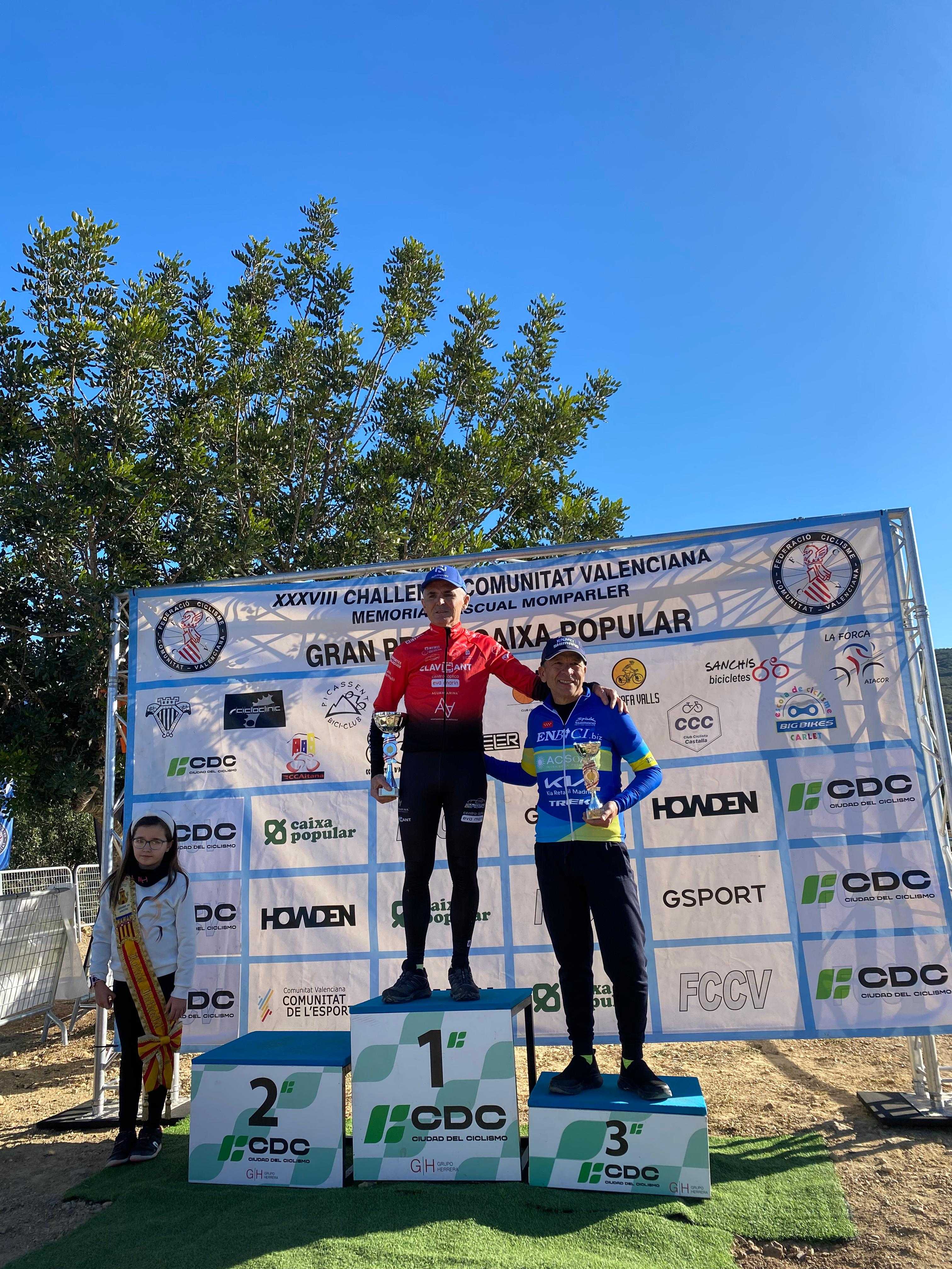 Susana Pérez y Javier Zaera vencen en el II Ciclocross Ciudad del Ciclismo