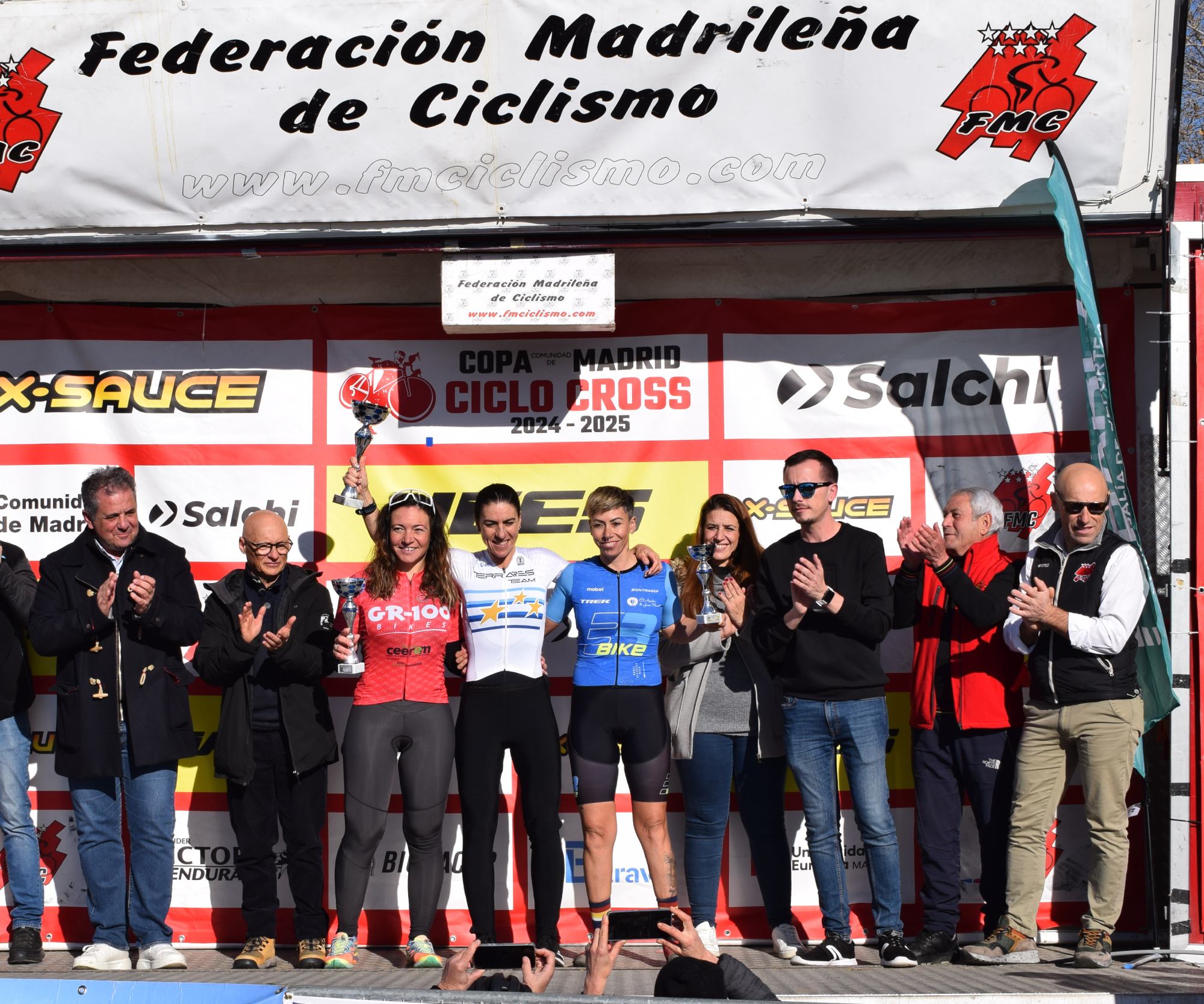 FELISA ARES Y MIGUEL DÍAZ PUSIERON BROCHE DE ORO A LA COPA COMUNIDAD DE MADRID DE CICLOCROSS EN PARLA