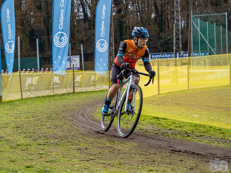 Miguel Rodríguez e Laura Mira anótanse as vitorias absolutas no Campionato de Galicia en Ponteareas