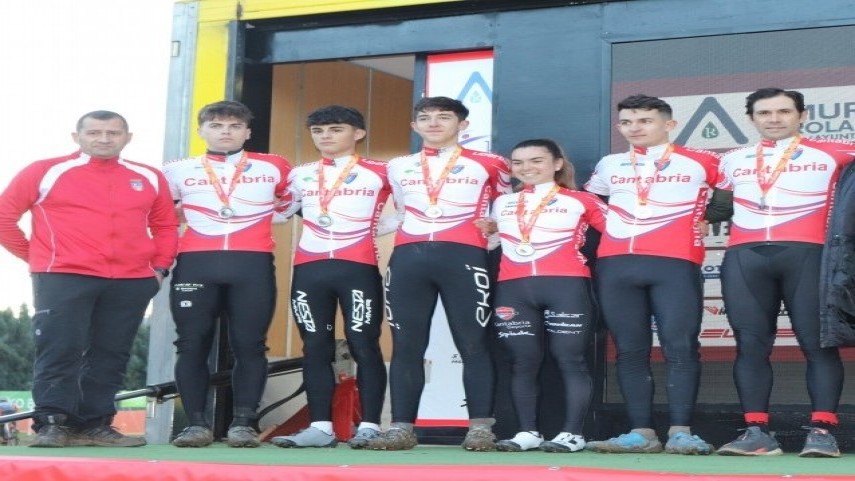 La-Seleccion-Cantabra-de-Ciclocross-compite-este-fin-de-semana-en-los-Nacionales-de-As-Pontes-2025-