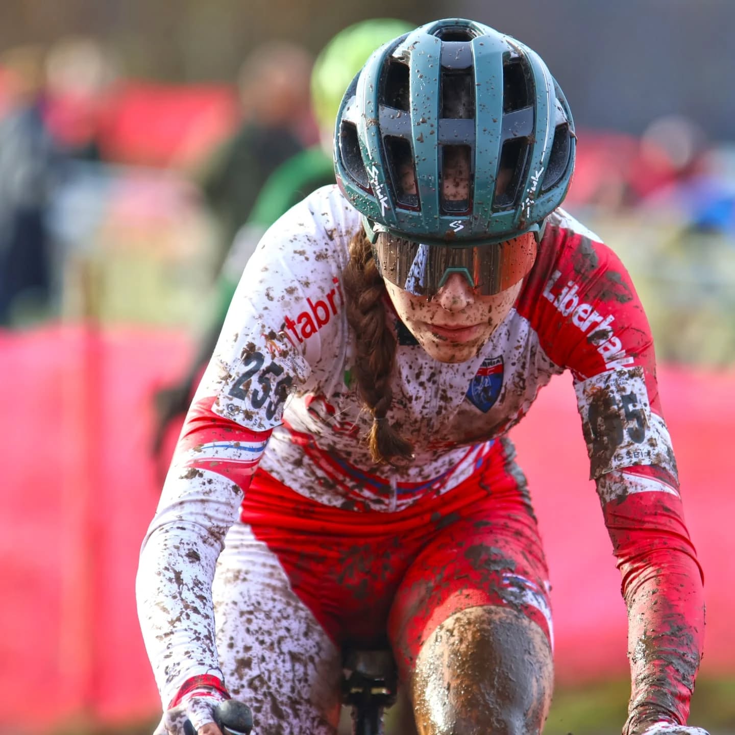 Isaac Suárez revalida su título de campeón de España de ciclocross máster 40 en As Pontes