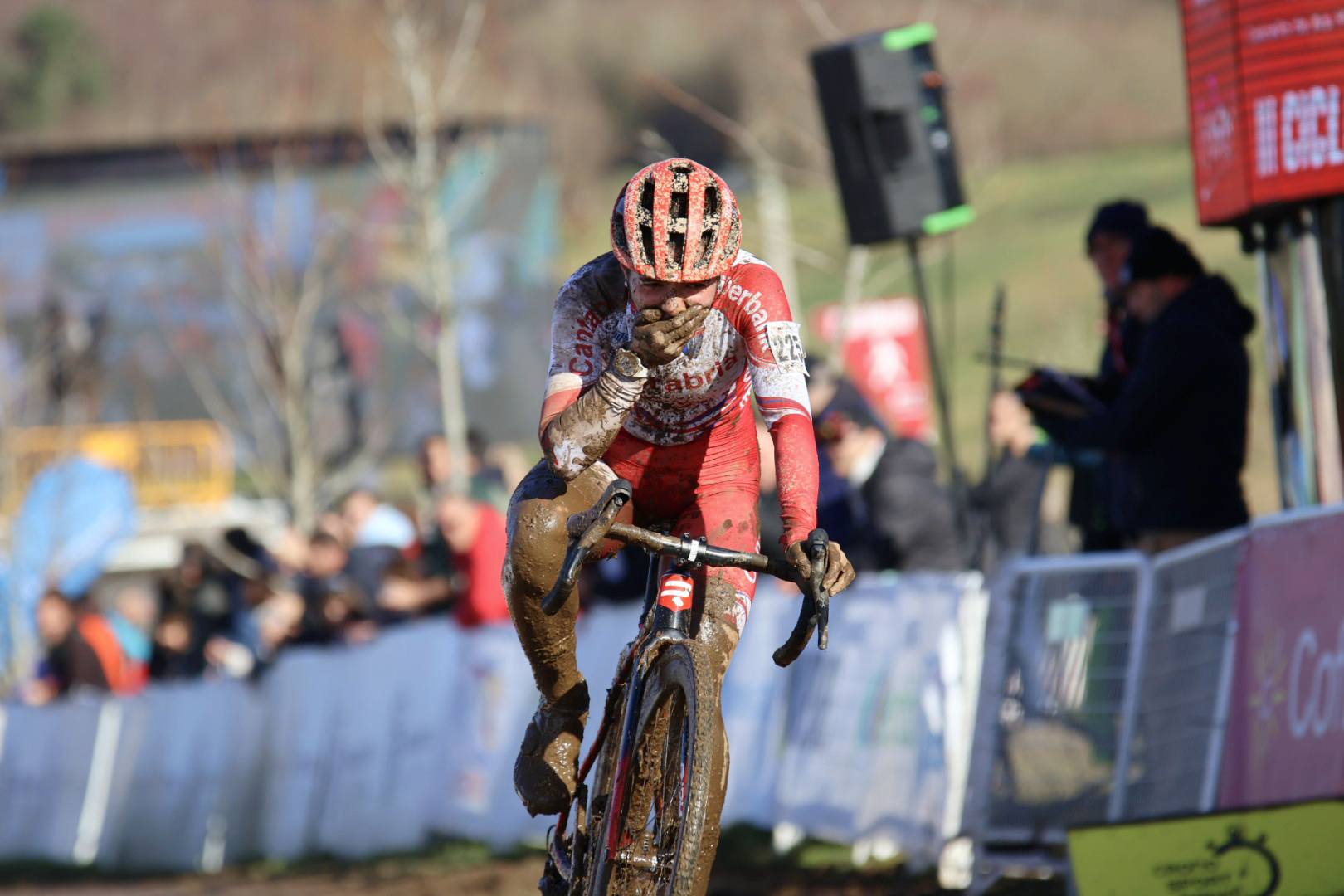 Marta Beti consigue el oro en el Campeonato de España Sub23 de Ciclocross en As Pontes