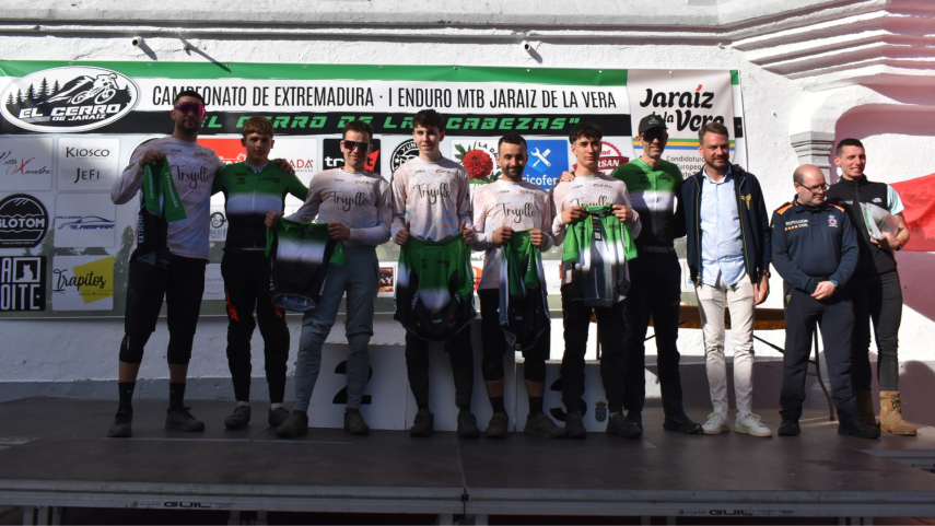 JARAiZ-DE-LA-VERA-PROCLAMA-A-LOS-CAMPEONES-DE-EXTREMADURA-DE-ENDURO-2025