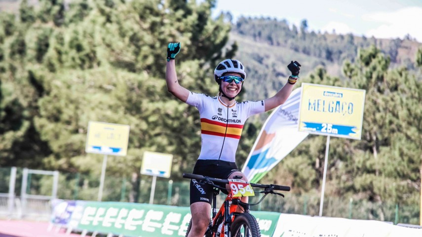 Lorena-Patino-imparable-na-UCI-XCO-Junior-Series-de-Melgaco