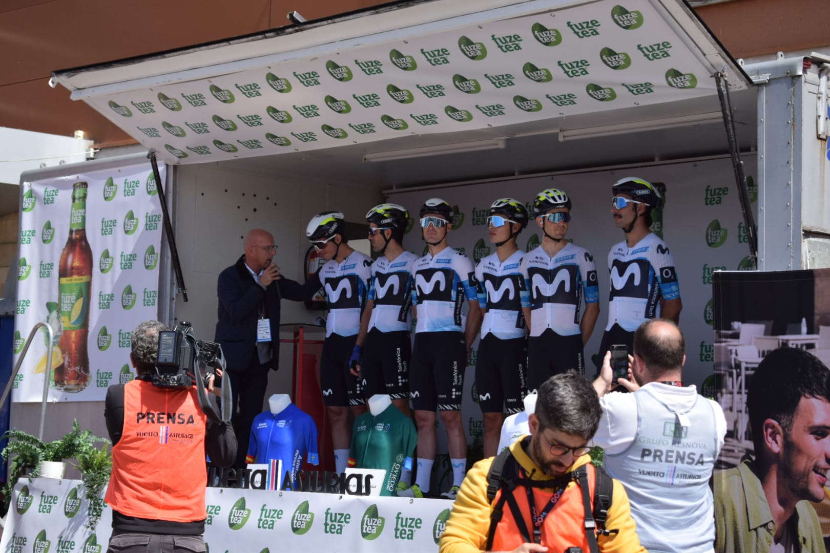 Steff Cras gana en Llanes y abre con fuerza la edición centenaria de la Vuelta a Asturias