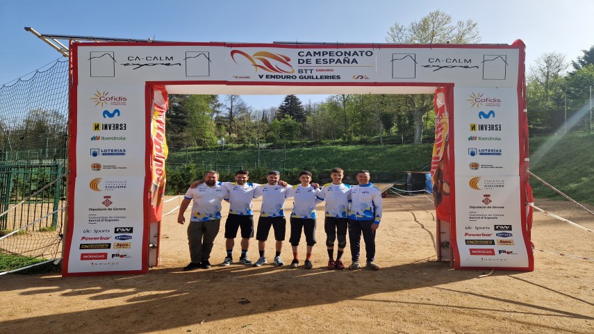 La-Seleccion-Canaria-de-Enduro-ya-en-tierras-de-Girona-para-disputar-el-nacional-de-la-modalidad