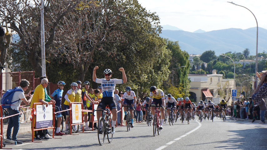 El-corredor-Vicent-Andres-se-proclama-Campeon-Autonomico-de-ruta-en-la-categoria-cadete-