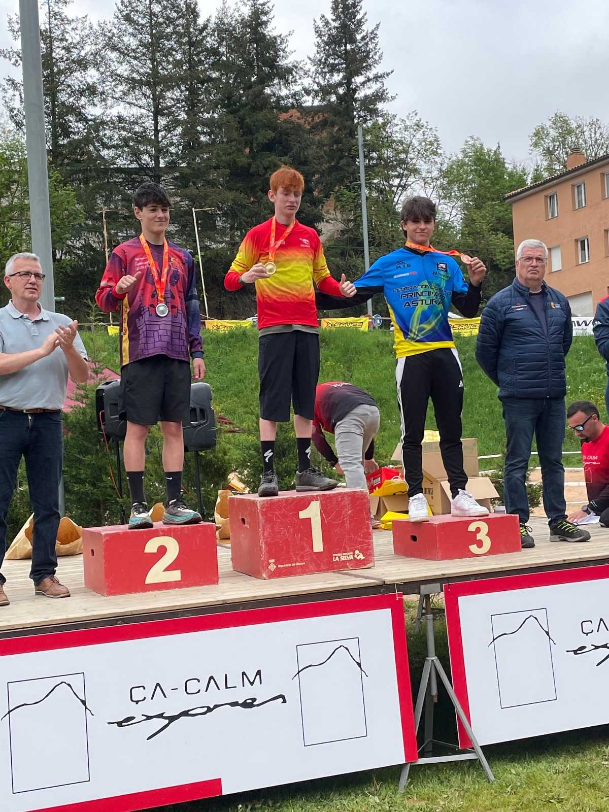 La Selección Asturiana de Enduro Brilla en el Campeonato de España
