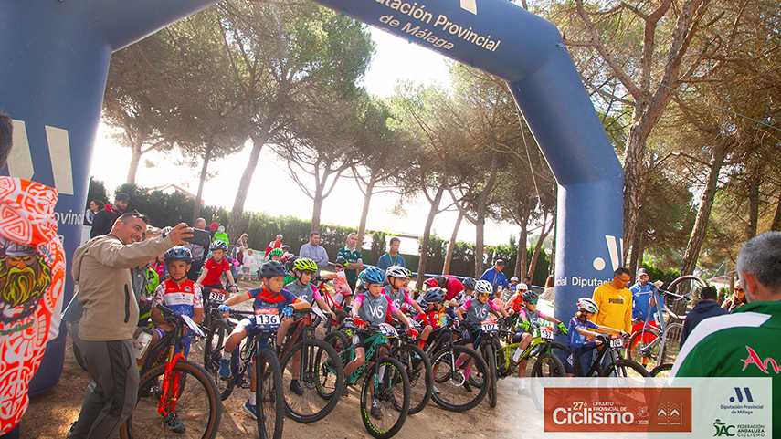 Una-nueva-edicion-de-El-Pinsapo-hace-disfrutar-a-los-pequenos-bikers