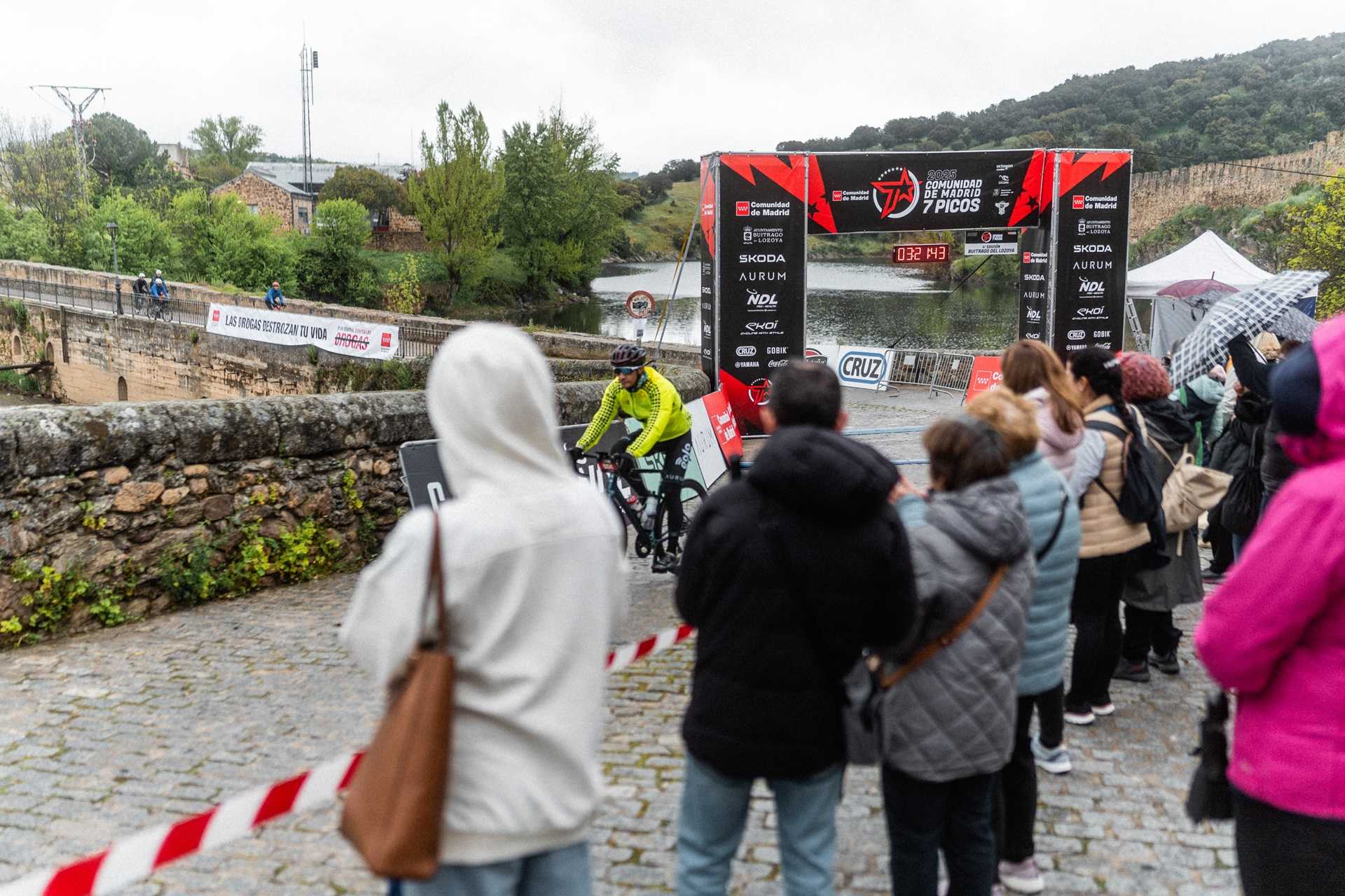 LA COMUNIDAD DE MADRID 7 PICOS MARCADA POR LA LLUVIA Y LAS BAJAS TEMPERATURAS, PERO PUDIENDO CELEBRARSE CON MUCHA PRECAUCIÓN