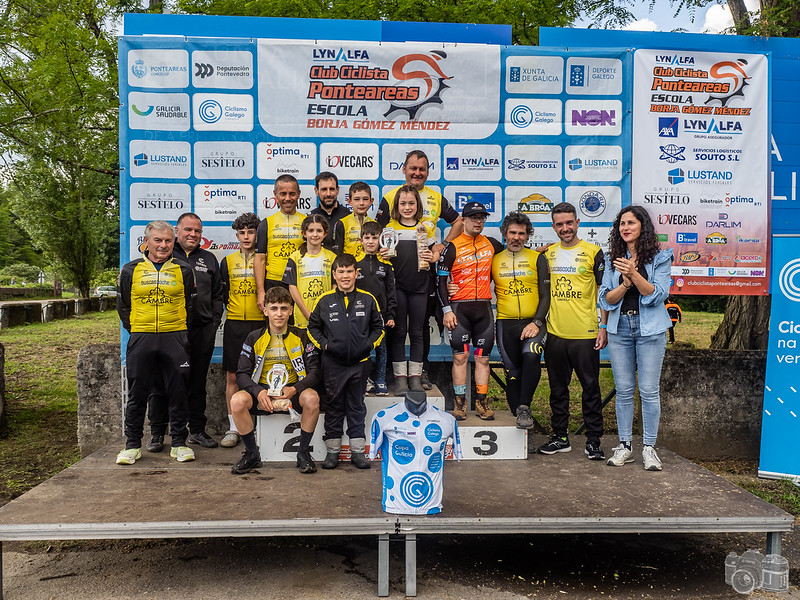 Iván Feijoo asina no novo circuíto de Ponteareas a súa terceira consecutiva na Copa de XCO