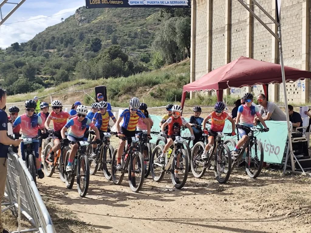 Losa del Obispo, sede del mejor BTT en las pruebas de OPEN tanto de escuelas como adultos