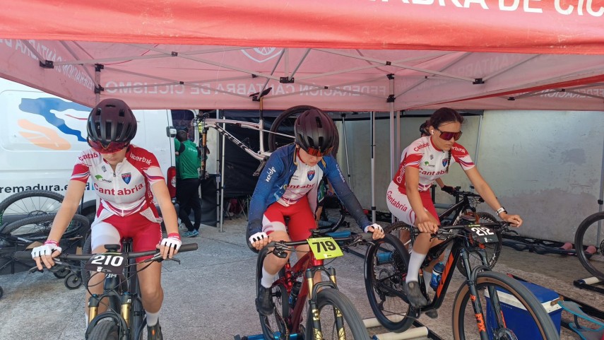 La-seleccion-cantabra-compitio-en-el-Superprestigio-de-Estella-MTB-2025