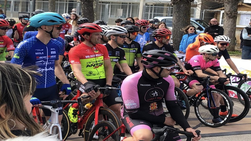 Se-abre-el-plazo-de-inscripcion-para-ciclistas-cantabros-hasta-el-jueves-para-el-Campeonato-de-Cantabria-Master-y-Campeonato-de-Espana-Militar