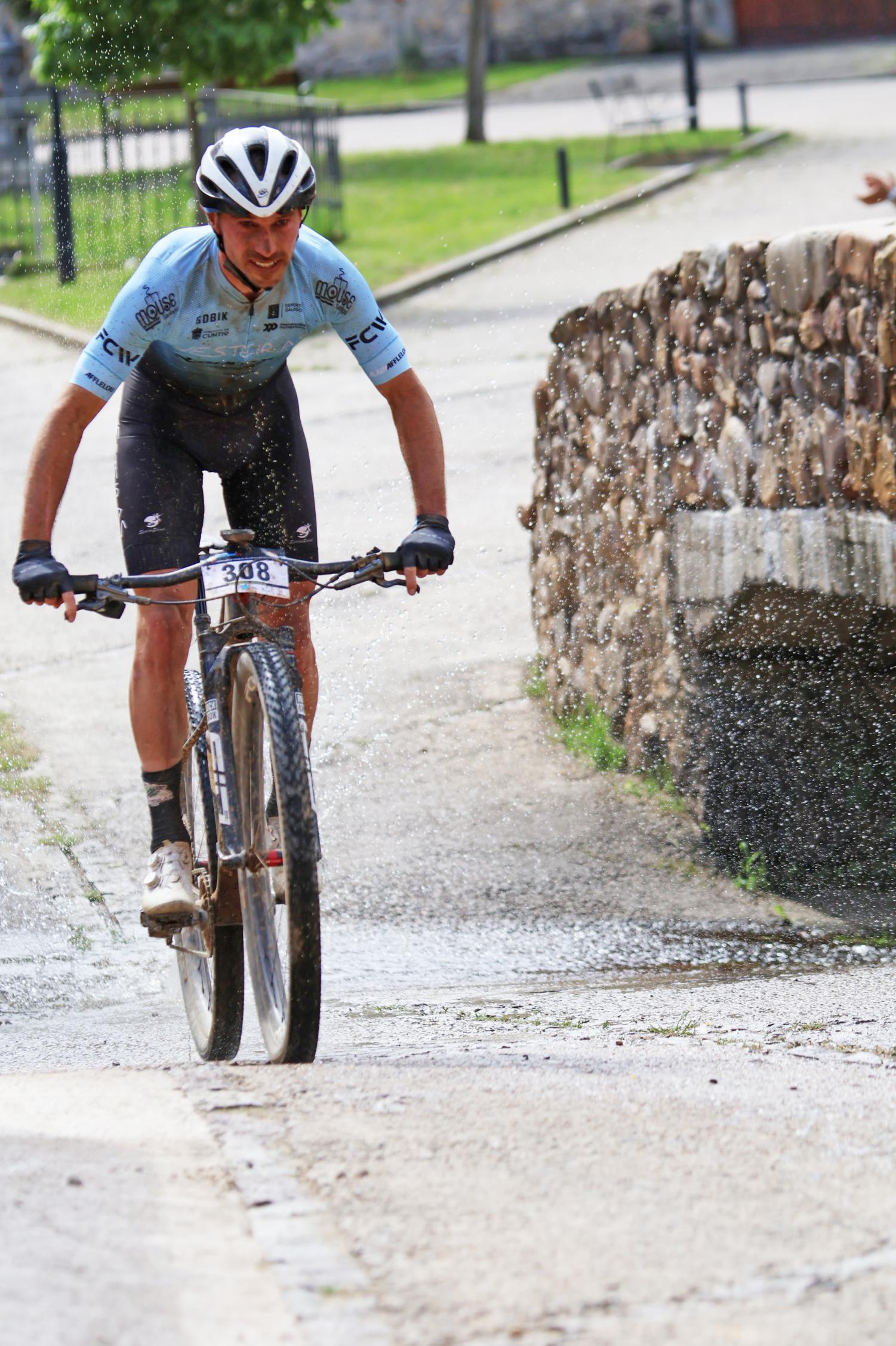 Pablo Rodríguez proclámase campión de España de XCM en León