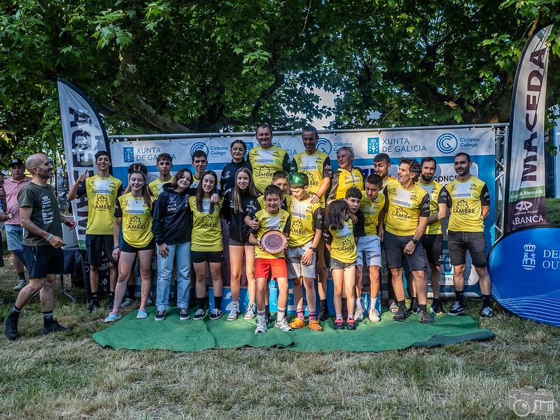 Saúl López exerce de anfitrión e de gañador na Copa Galicia XCO de Maceda